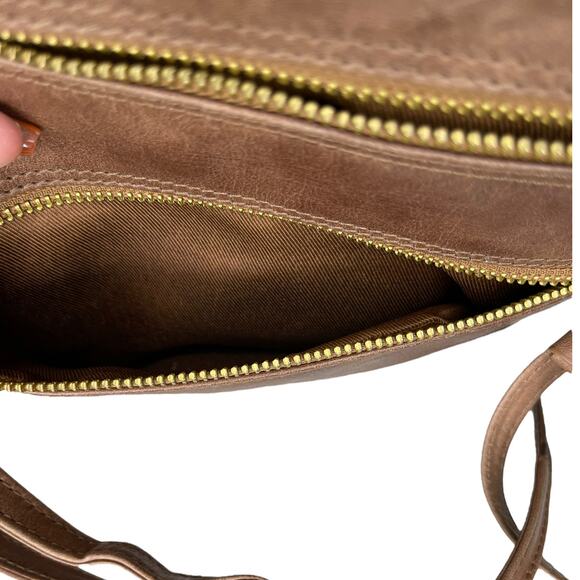 Estalon Leather Crossbody Brown Vintage Slim Crossbody Sipper Pocket Purse - Picture 5 of 9